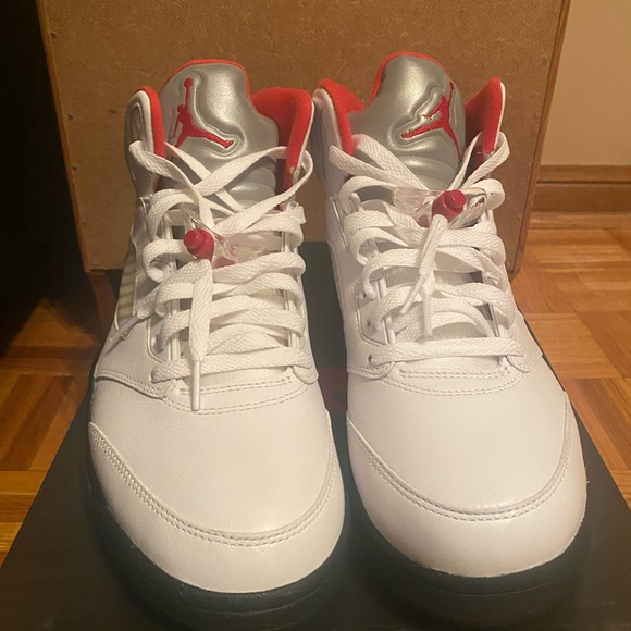Jordan 5 Retro - Picture 4 of 5